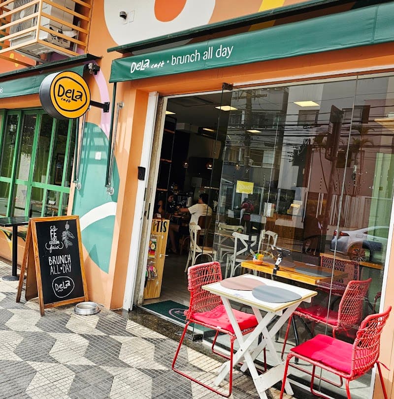 Dela Café