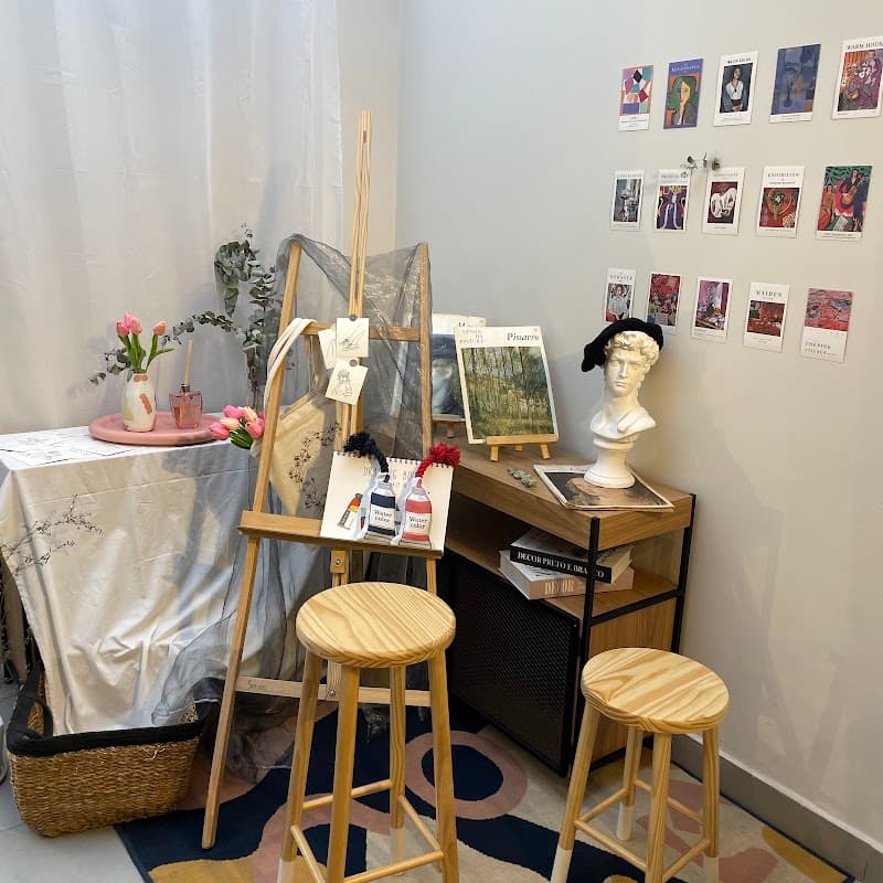 Avenue Korea Cafeteria