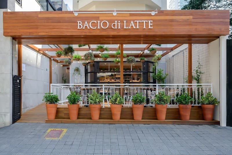 Bacio di Latte - Rua Leopoldo Couto