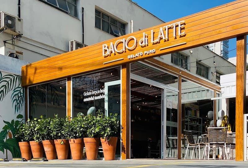 Bacio di Latte - Vieira de Morais