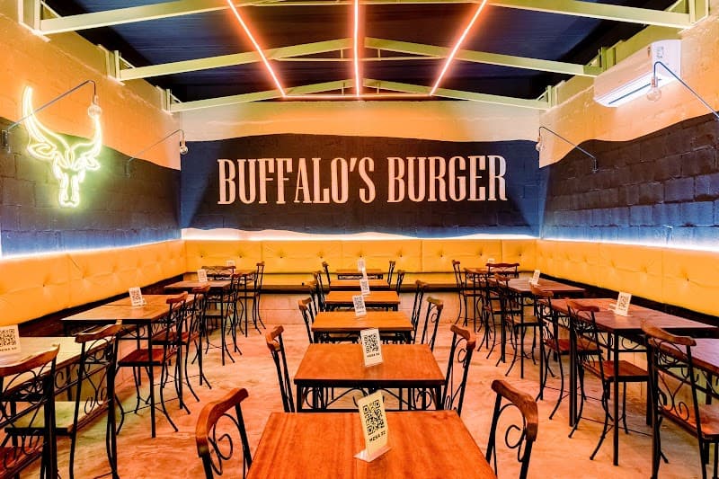 Buffalo's Burger