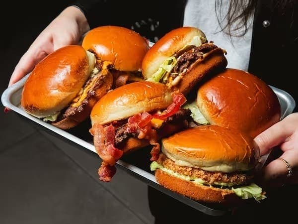 Cara Preta Burger - 100% Angus