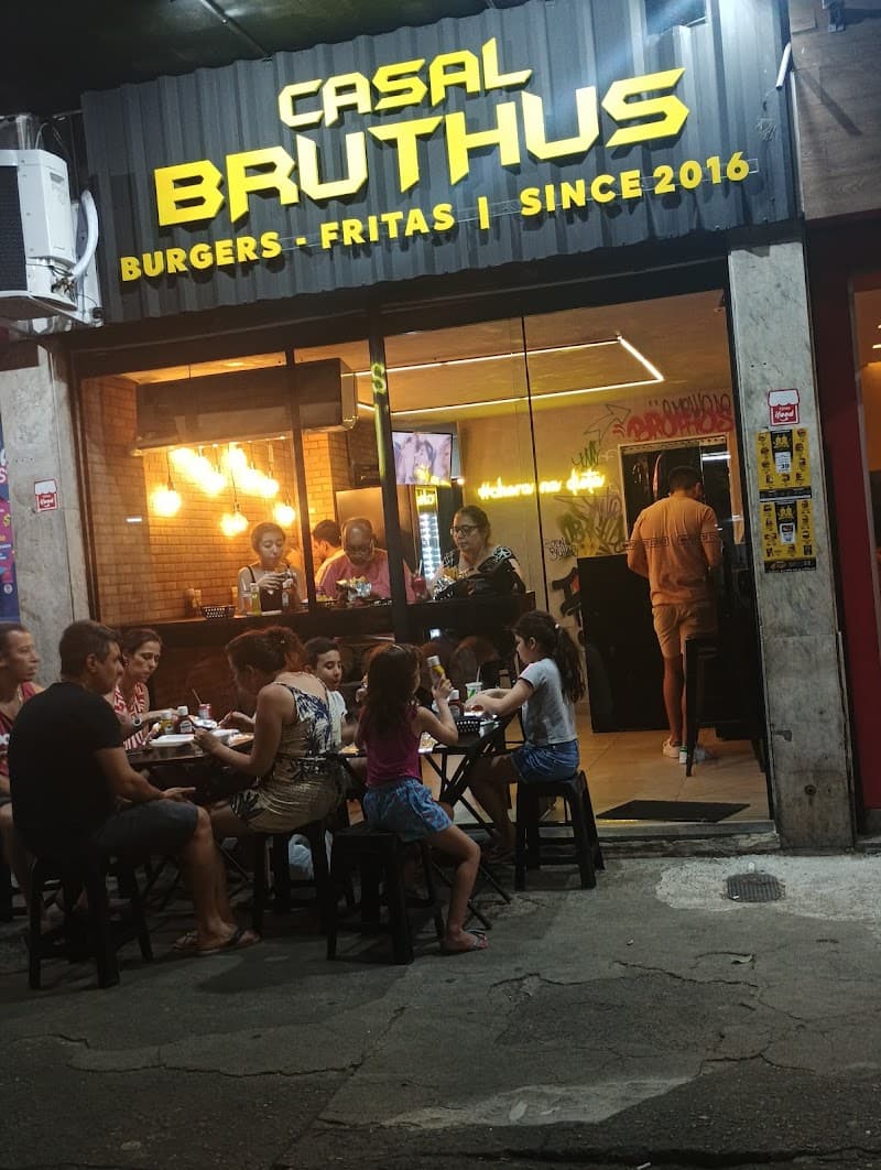 Casal Bruthus Tijuca