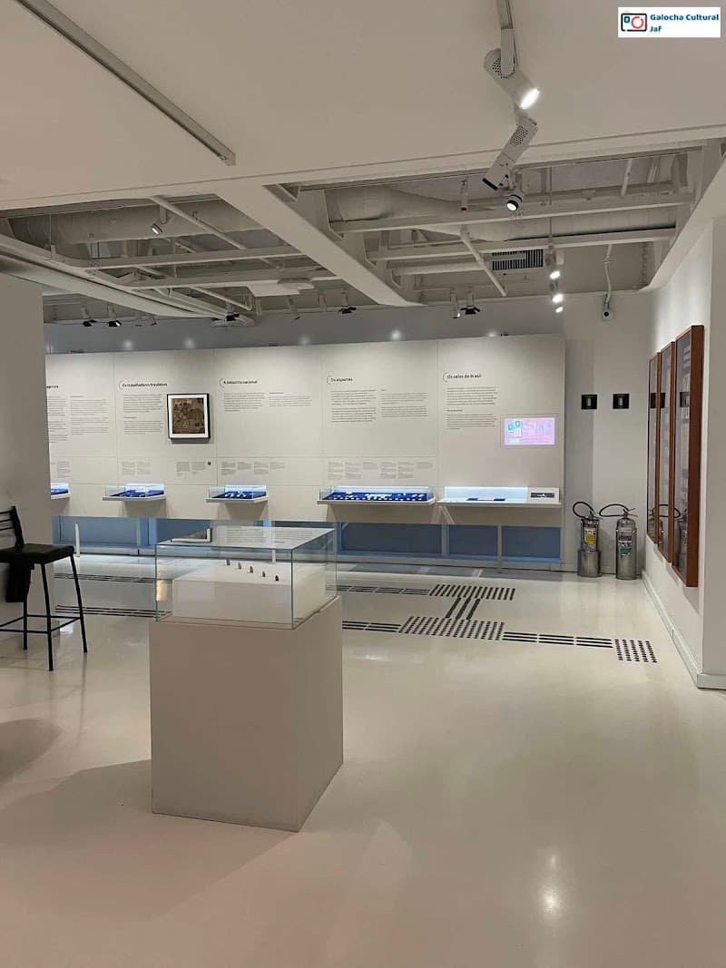 Espaço Herculano Pires - Arte no Dinheiro