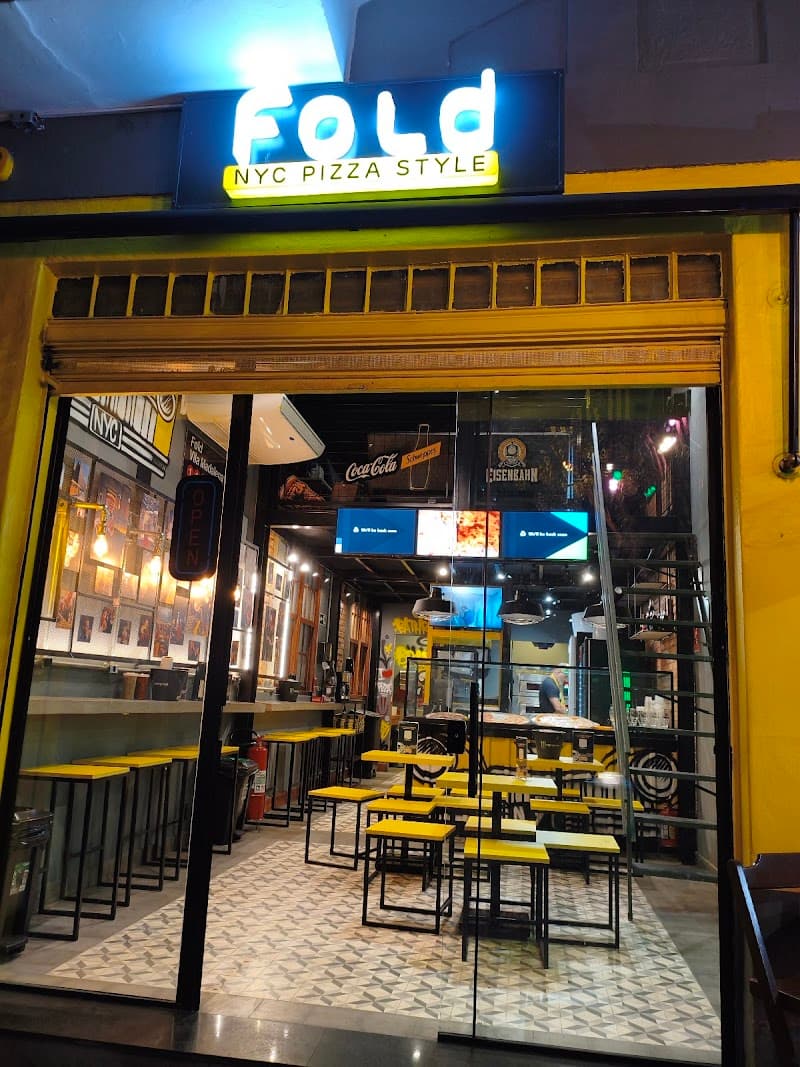 Fold NYC Pizza Style