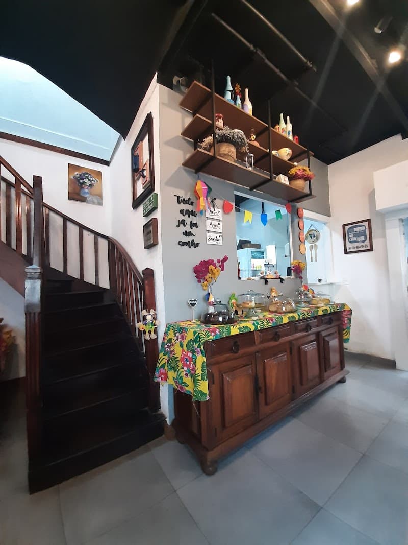 LÁ EM CASA - Conversatório & Culinária de Origem Familiar : Café da manhã, Almoço e Lanches na Tijuca