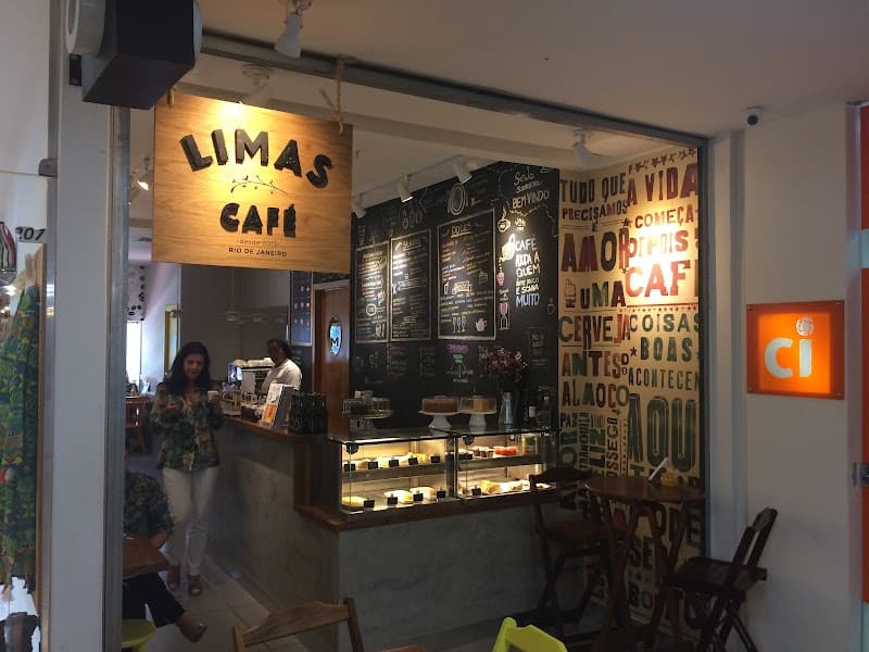 Limas Café