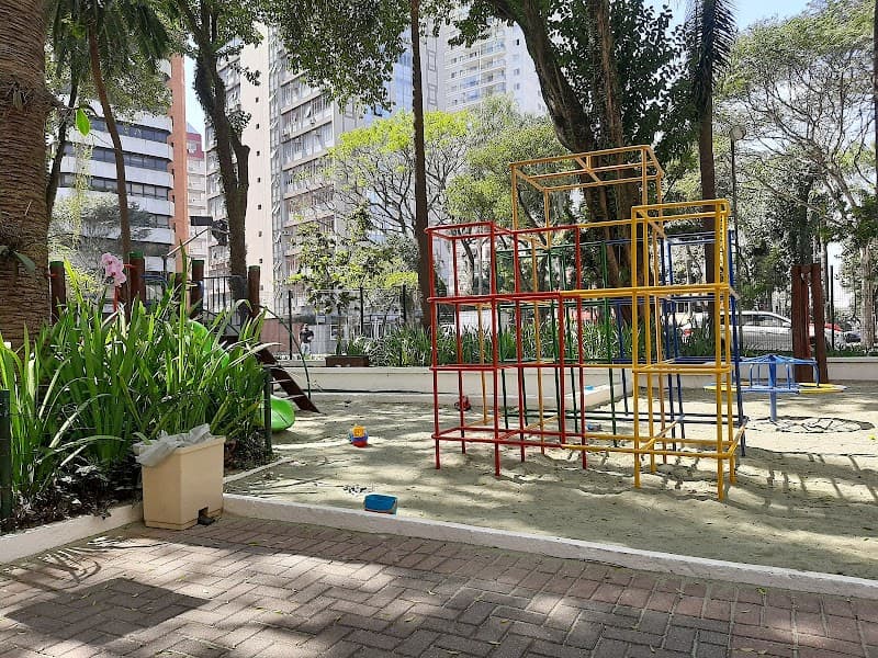 Parque Infantil P.A. 09 Vermelho e branco