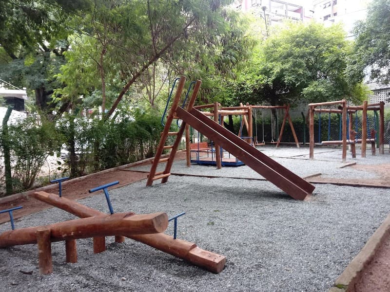 Praça Fiorante Salomão