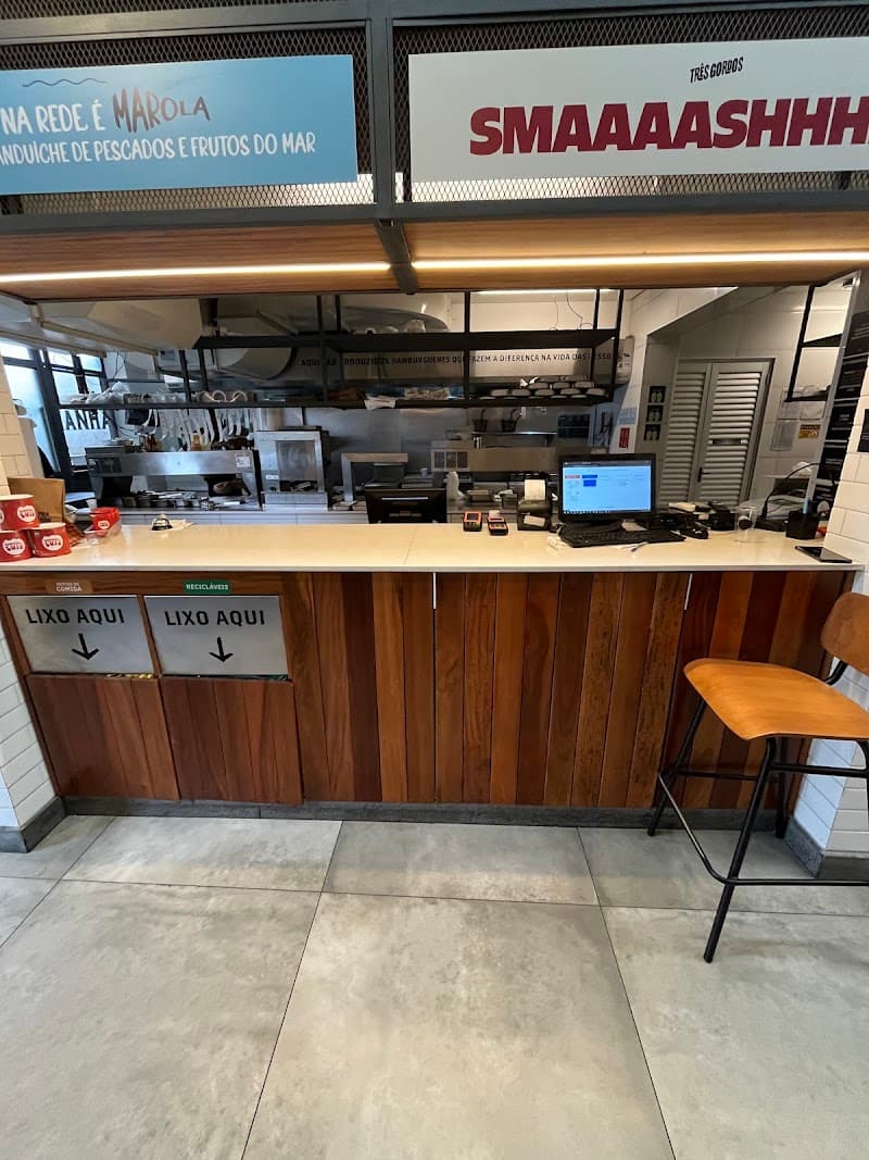 T. T. Burger Pinheiros