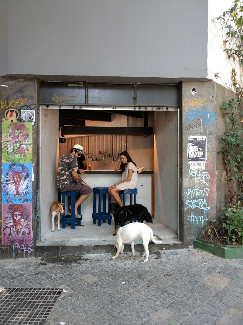 Tap Tap Bar e Cervejaria